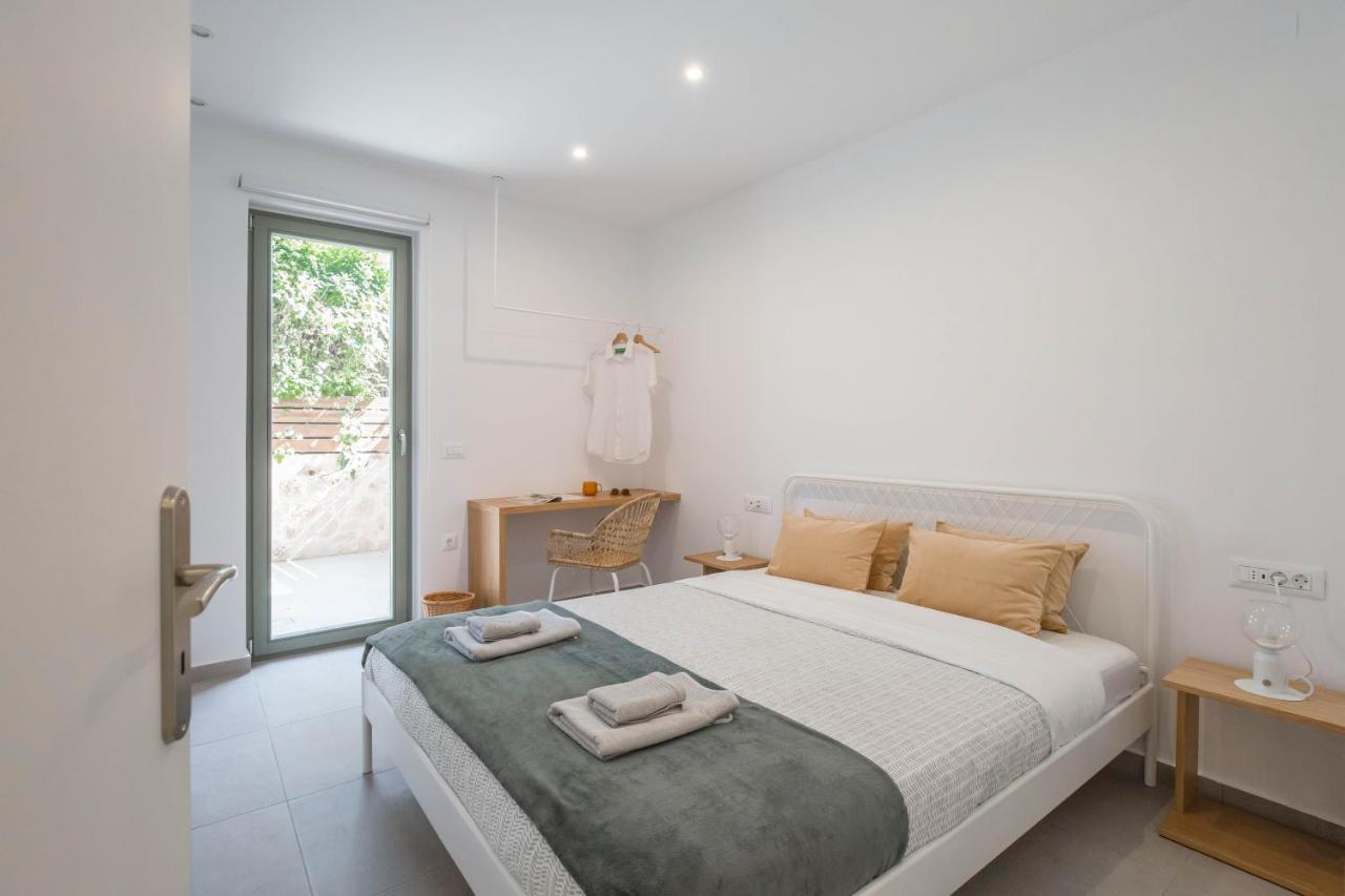 Lindas Convent Garden Home 1 Ханья Экстерьер фото