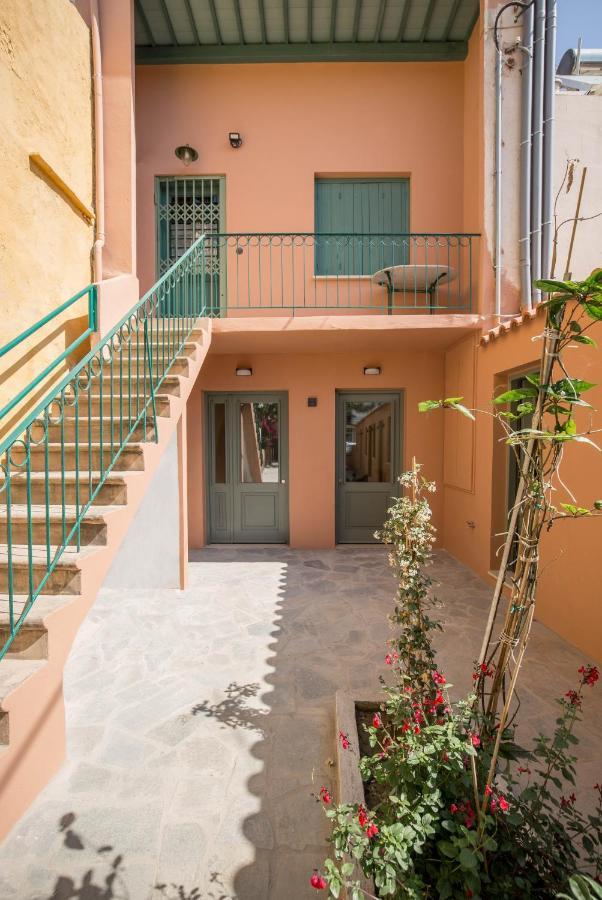 Lindas Convent Garden Home 1 Ханья Экстерьер фото