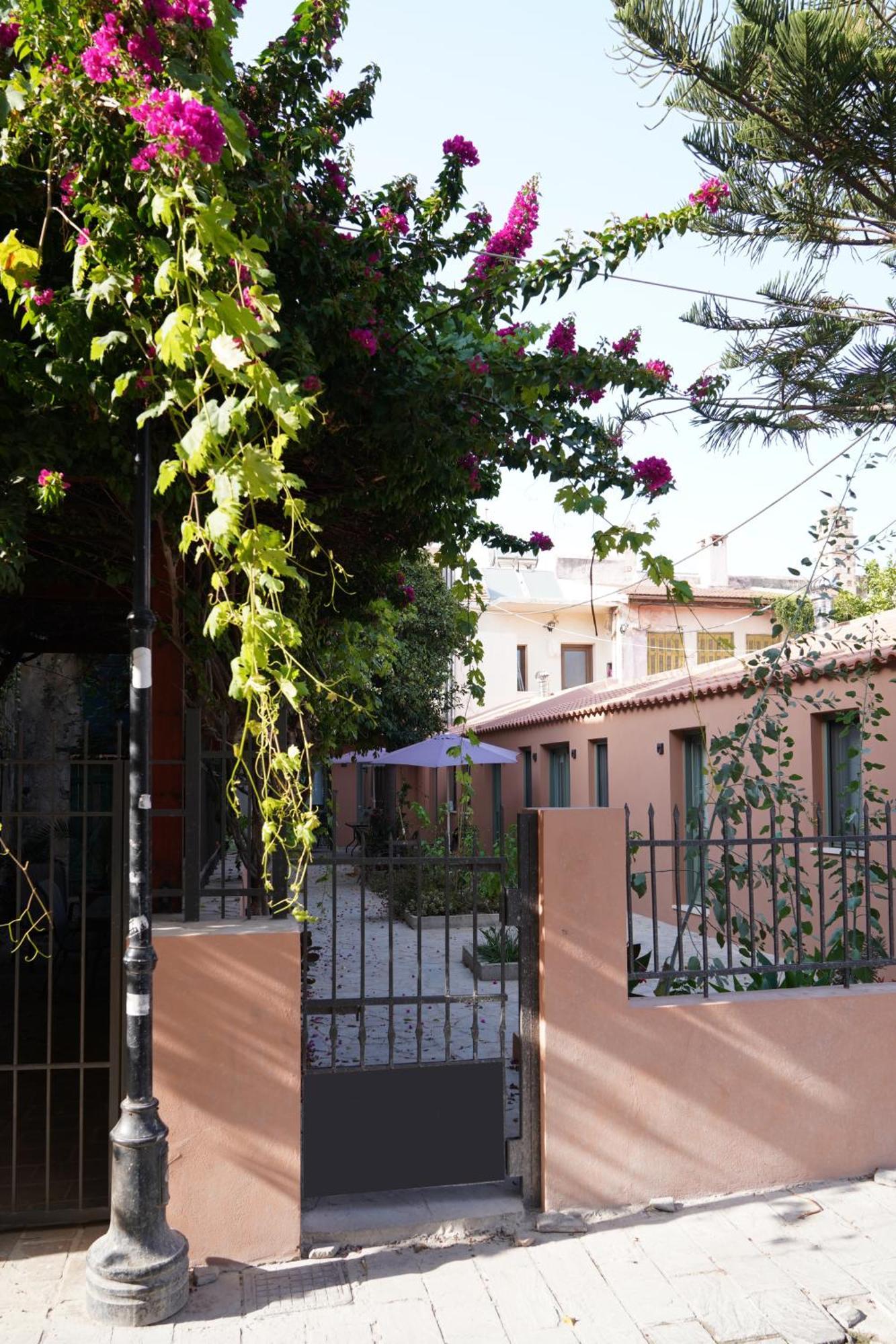 Lindas Convent Garden Home 1 Ханья Экстерьер фото
