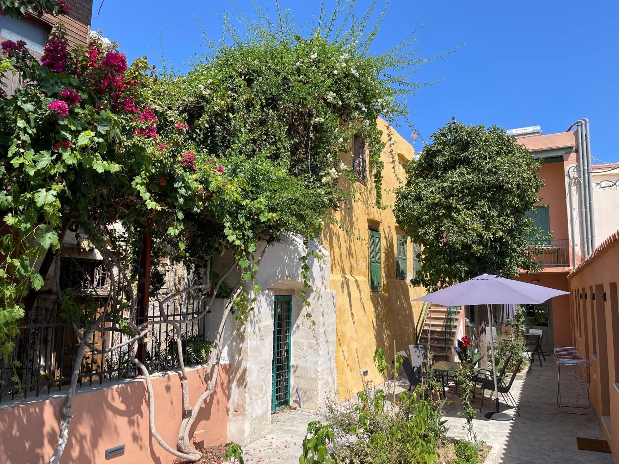 Lindas Convent Garden Home 1 Ханья Экстерьер фото